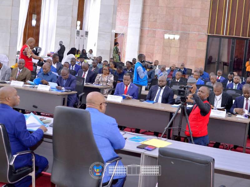 La médiation conduite par Aimé Boji et Norbert Basengezi met fin à la crise entre l’Exécutif provincial et l’Assemblée provinciale du Sud-Kivu