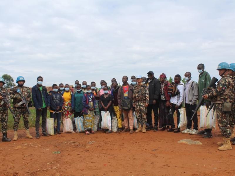 Des élèves finalistes de Gina arrivent à Bunia sous escorte des Casques bleus de la MONUSCO [photo d'illustration]