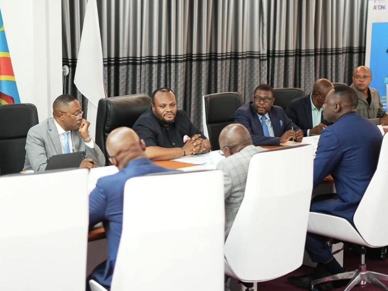 Réunion entre Gouvernorat de Kinshasa et SNEL SA.