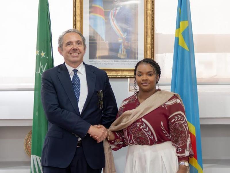 La vice-ministre des Affaires étrangères, Noëlla Ayeganagato, et Johan Borgstam, Représentant spécial de l’UE pour la région des Grands Lacs [photo d'illustration]
