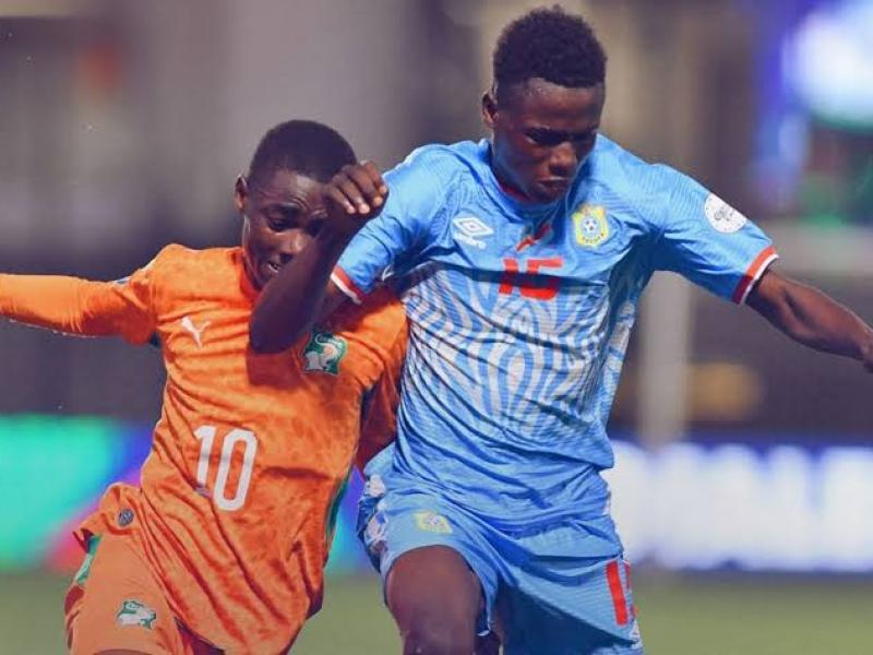 Un duel entre un joueur des léopards u17 lors du match perdu contre la Côte d'Ivoire (0-2)