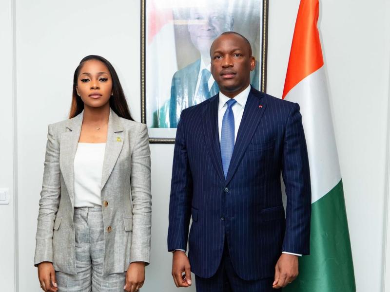 La ministre de la Jeunesse en RDC, Grace Kutino et son homologue ivoirien, Mamadou Touré