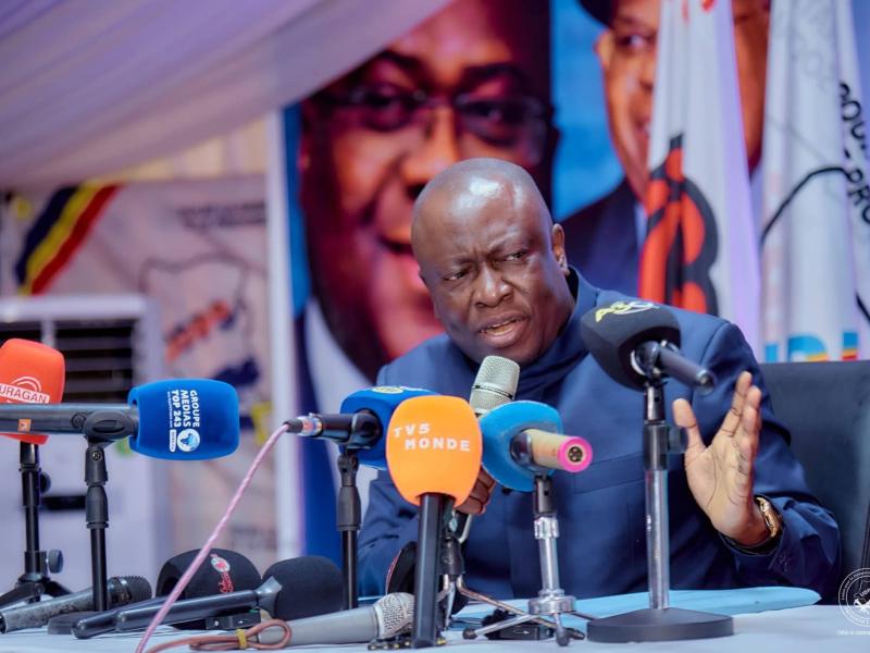 Augustin Kabuya Tshilumba,  Secrétaire général et président intérimaire de l’UDPS/Tshisekedi lors d’une conférence de presse à Kinshasa [photo d’illustration]