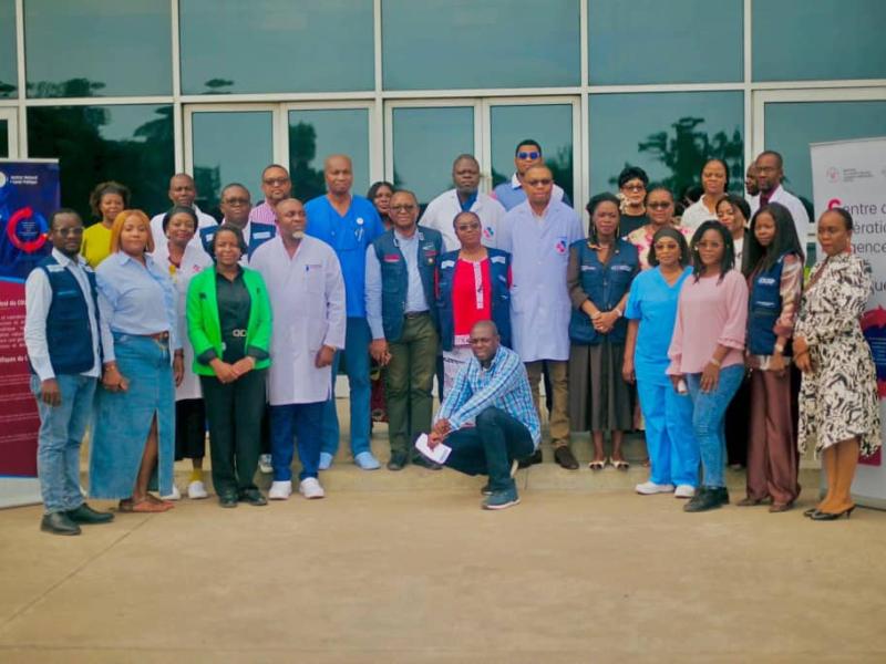 Un échantillon sur 120 prestataires de santé de la DPS de Kinshasa, participant à la formation sur le renforcement des capacités de préparation et de réponse face à une éventuelle épidémie