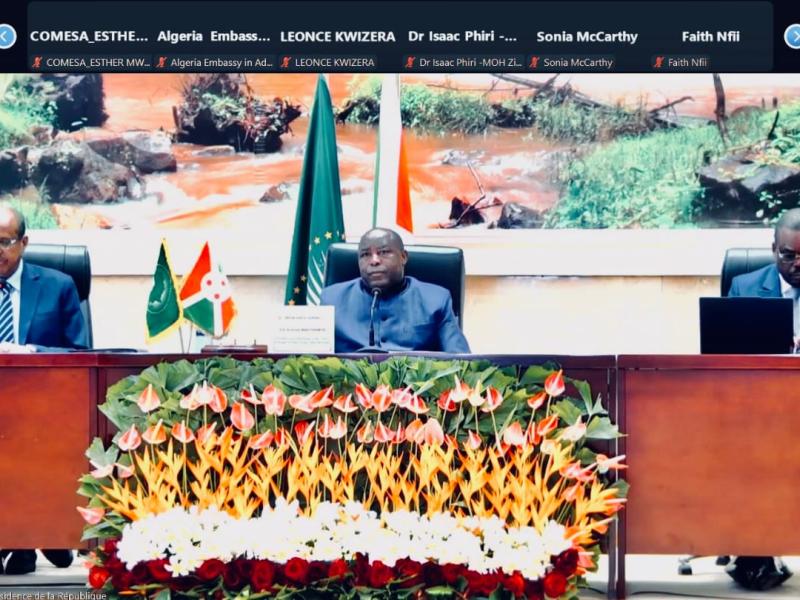 Le président du Burundi Evariste Ndayishimiye, Jean kaseya DG de Africa CDC, et le président de la Commission de l'UA Mahamoud Ali Youssouf lors de cette réunion [photo d'illustration]