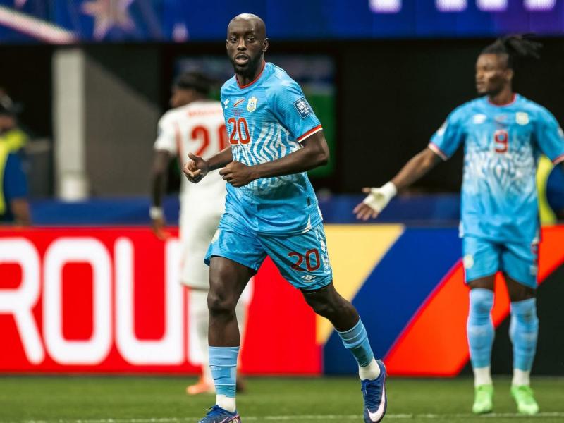 Yoane Wissa sous les couleurs des Léopards lors du match perdu contre l'Angleterre le 01 juillet 2026