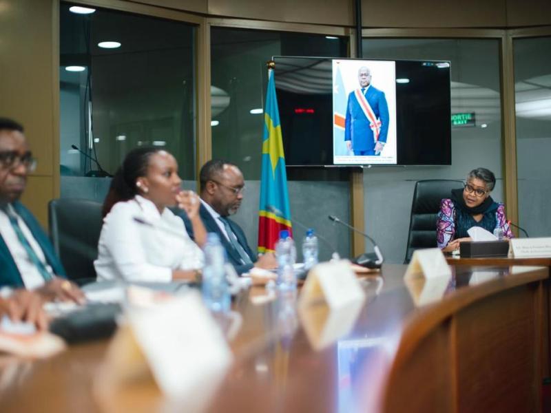 Entretien entre la Première Ministre de la RDC, Judith Suminwa, et la délégation de la Banque mondiale