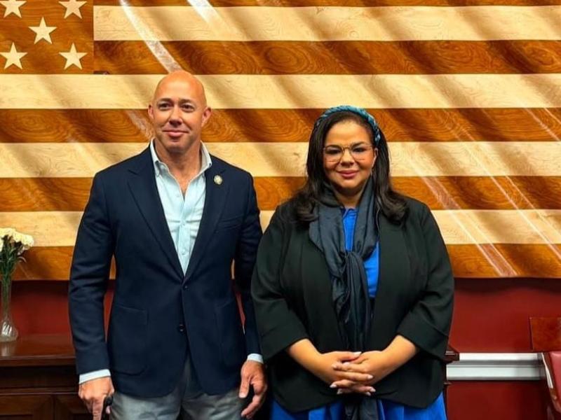 La ministre des Affaires étrangères, Thérèse Kayikwamba Wagner, avec Brian Mast, membre du Congrès américain [photo d'illustration]