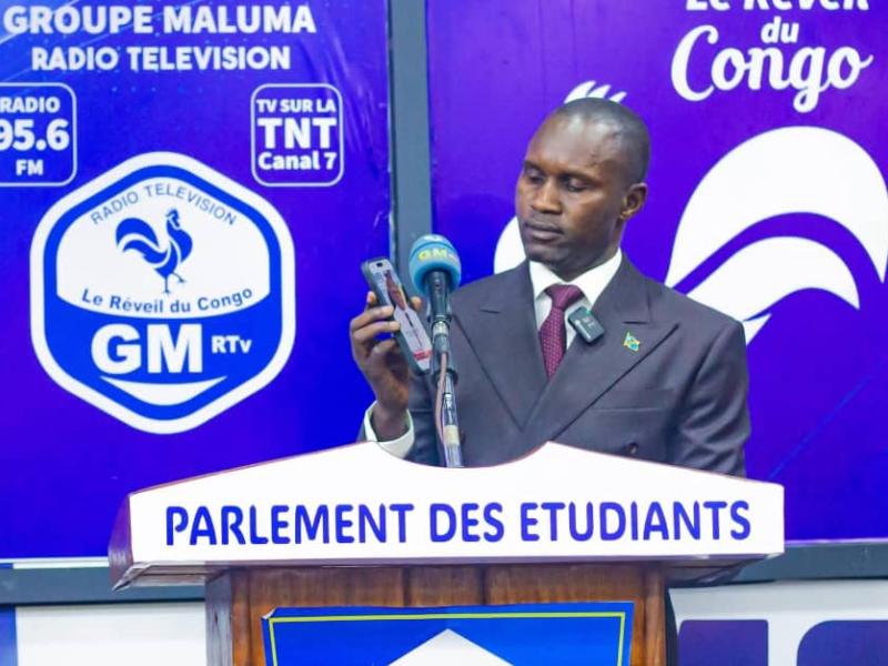 Le député national Samy AdubangoAwotho lors de son passage dans l'émission Parlement des étudiants.