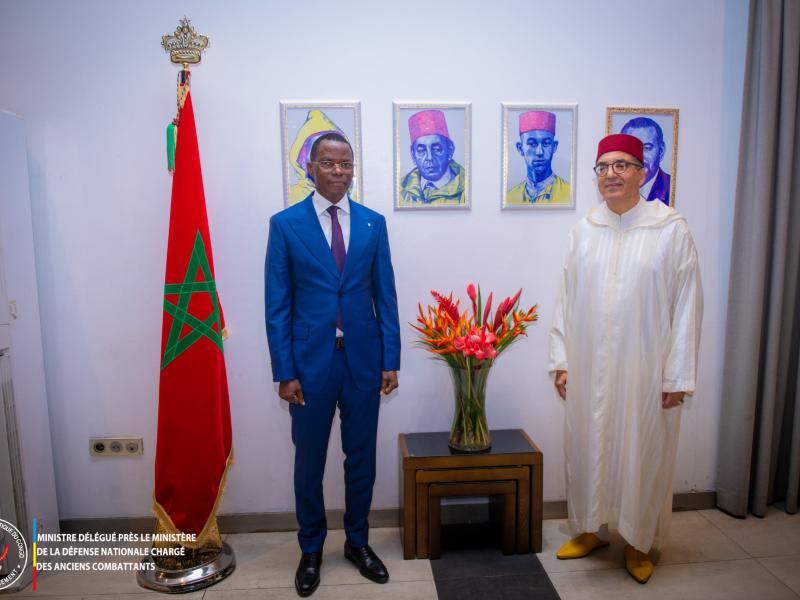 Le Ministre délégué Eliezer Ntambwe et l'ambassadeur marocain en poste à Kinshasa, vendredi 31 juillet 2026
