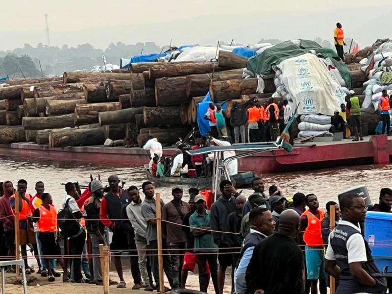Aucun cas d’Ebola détecté à bord du bateau intercepté à 65 km de Kinshasa [photo d’illustration]