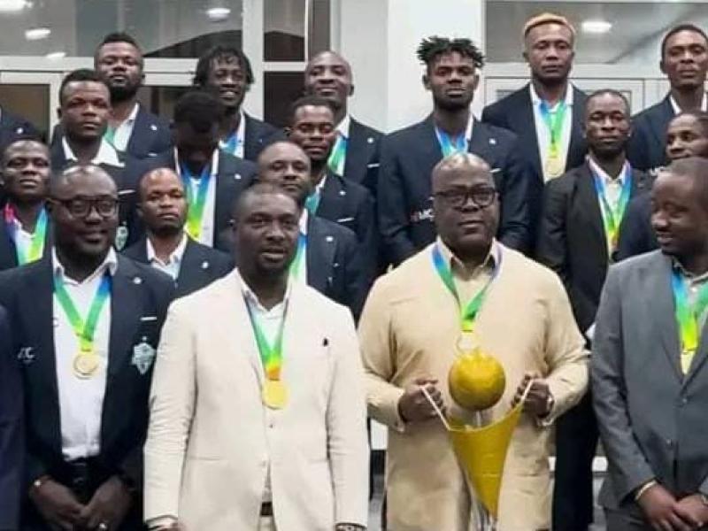 Le staff et joueurs du DC Virunga, conduits par leur président Patrick Munyomo, reçus par le Président de la République, Félix-Antoine Tshisekedi Tshilombo