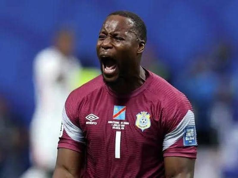 Lionel Mpasi, lors d'un match avec les Léopards de la RDC au Mondial 2026