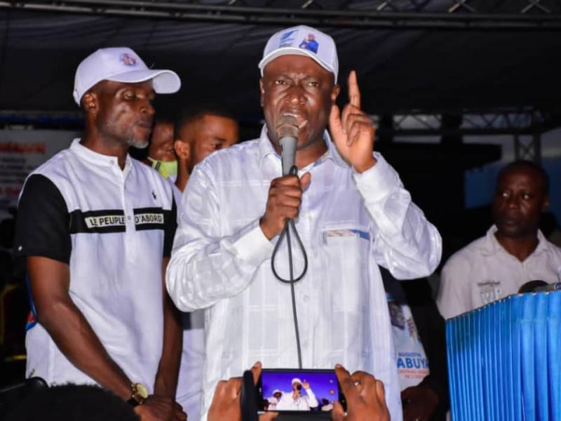 Augustin Kabuya,  secrétaire général de l’UDPS, lors d’une matinée politique, au siège de l’UDPS, à Kinshasa