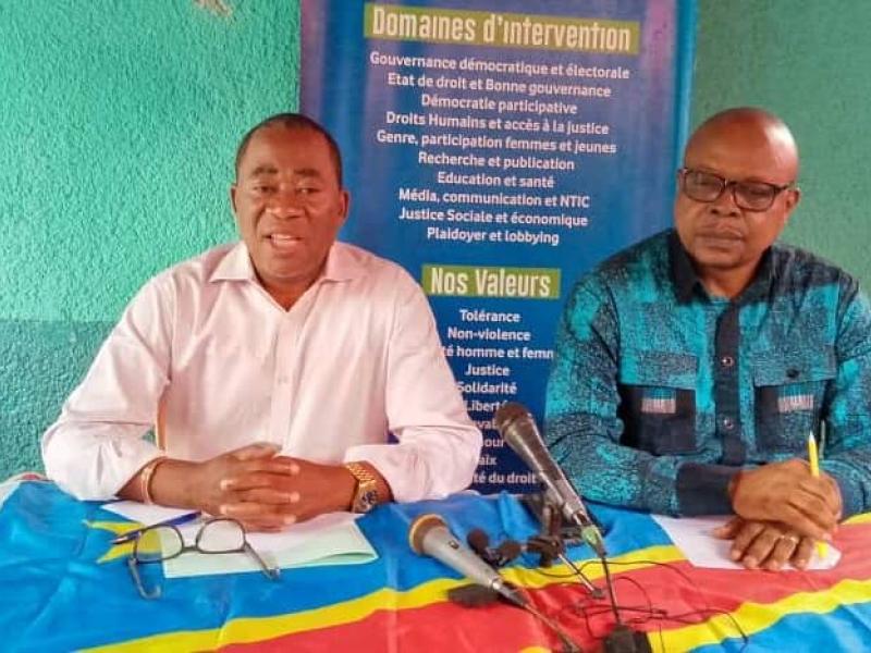 Les coordonnateurs de la NSCC, dont Jonas Tshiombela, à gauche, lors d'un point de presse à Kinshasa