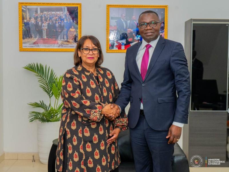 Le ministre du Commerce extérieur Julien Paluku Kahongya et Sandip Verma, responsable du Consortium de Partenariat Commercial du Royaume-Uni [photo d'illustration]