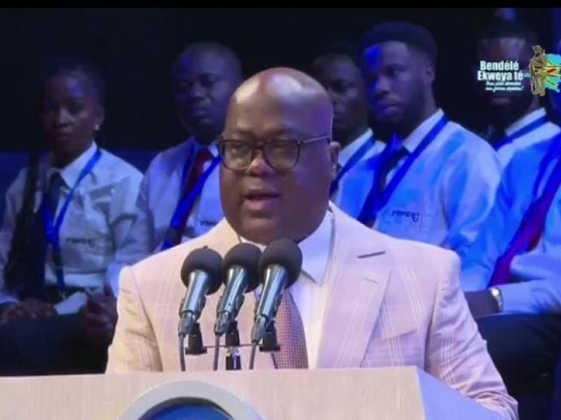 Le président Félix Tshisekedi lors de la remise des documents aux jeunes [photo d’illustration]