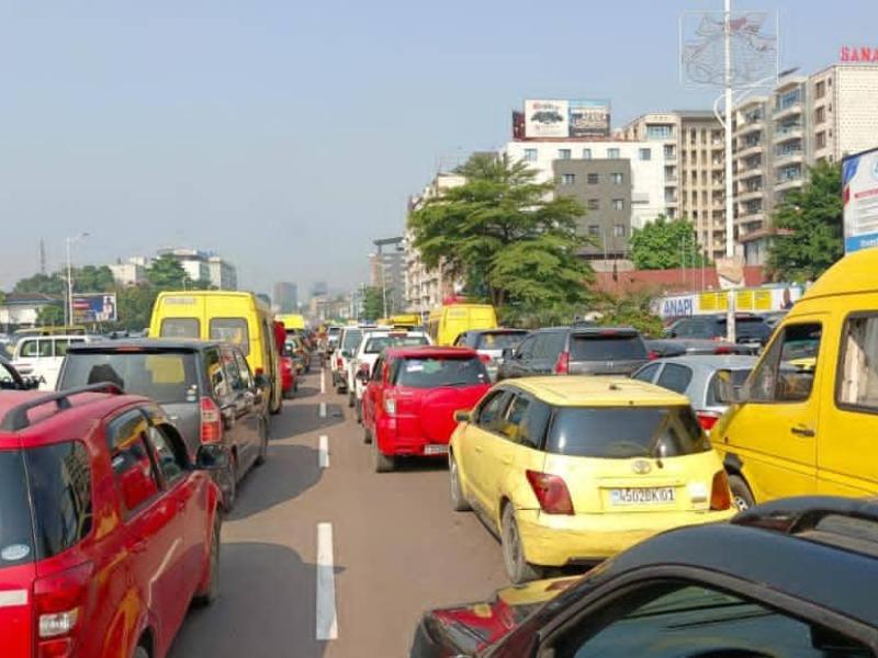 Aperçu du trafic au boulevard du 30 juin à Kinshasa