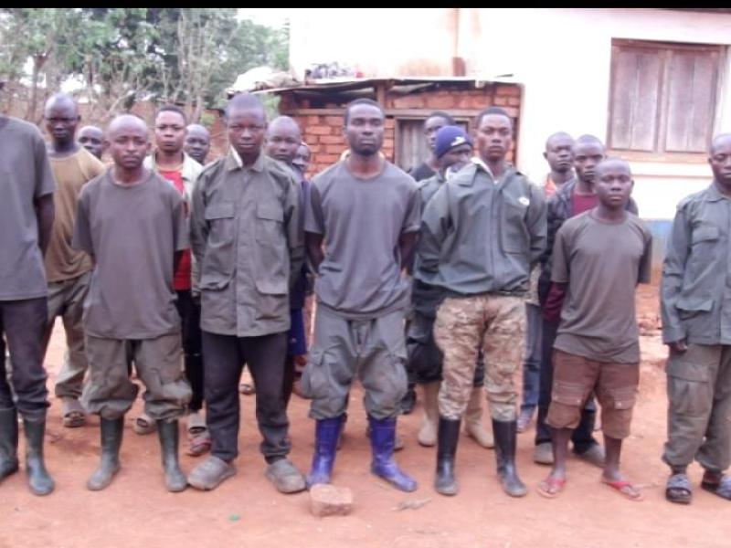 Des membres de l’AFC/M23 et de Twirwaneho après leur reddition aux FARDC à Fizi