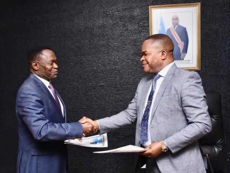 La Cour constitutionnelle de la RDC signe un accord médical pour couvrir ses juges, ses agents et leurs dépendants