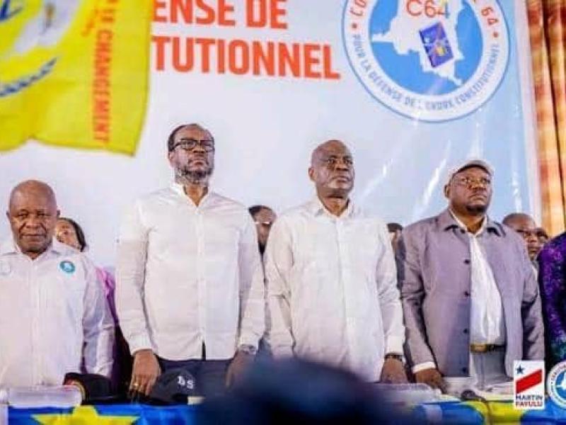 Les membres du présidium de la Coalition Article 64