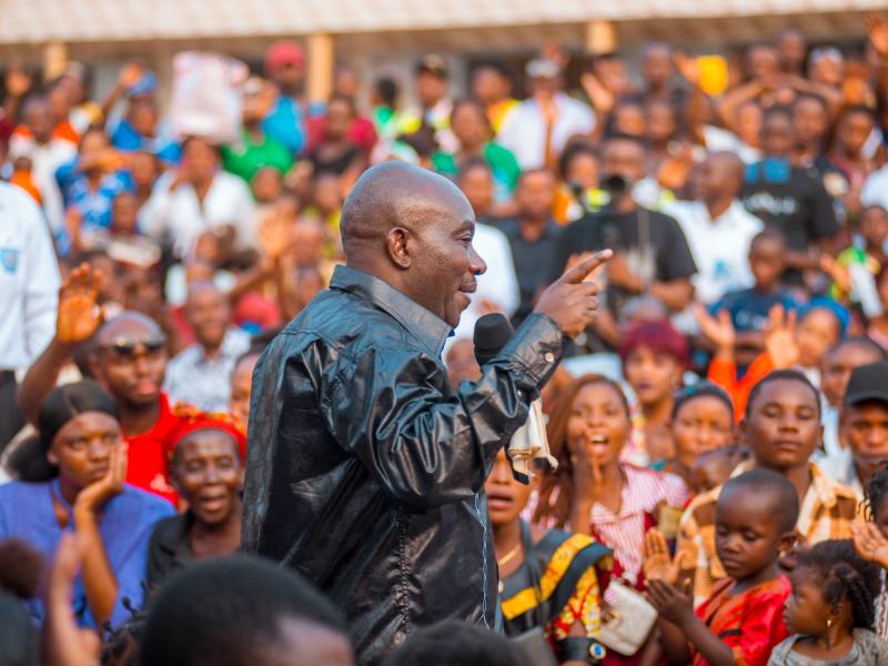 Le prophète Mulindwa Jules prêche la foi et le civisme à Fungurume et Kasumbalesa