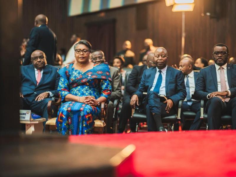 La Première ministre Judith Suminwa Tuluka lors de la présentation du projet de loi de finances 2027 devant les députés nationaux, jeudi 29 octobre, à l’Assemblée nationale.