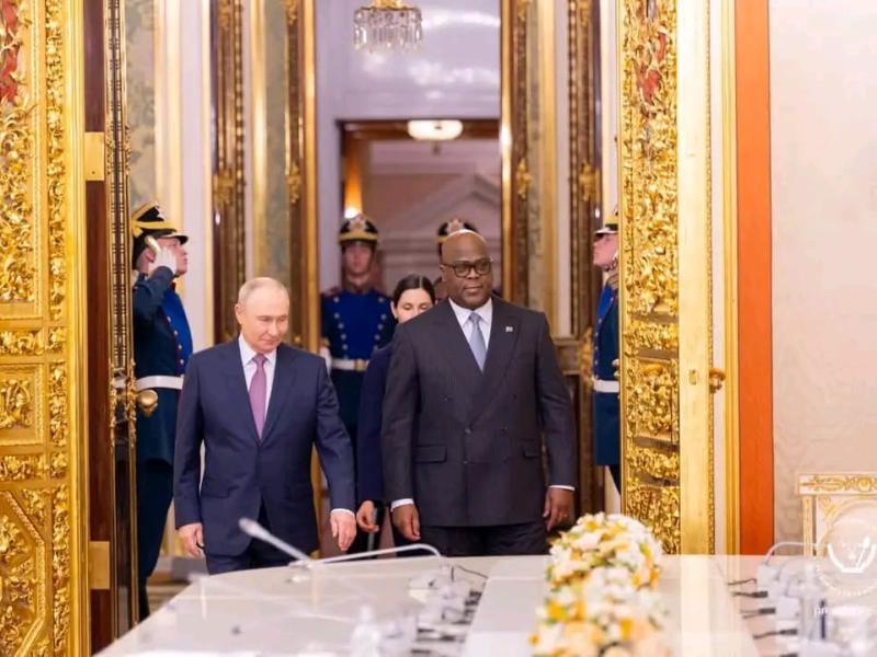 Le président Félix Tshisekedi et son homologue russe Vladimir Poutine au Palais du Kremlin, à Moscou