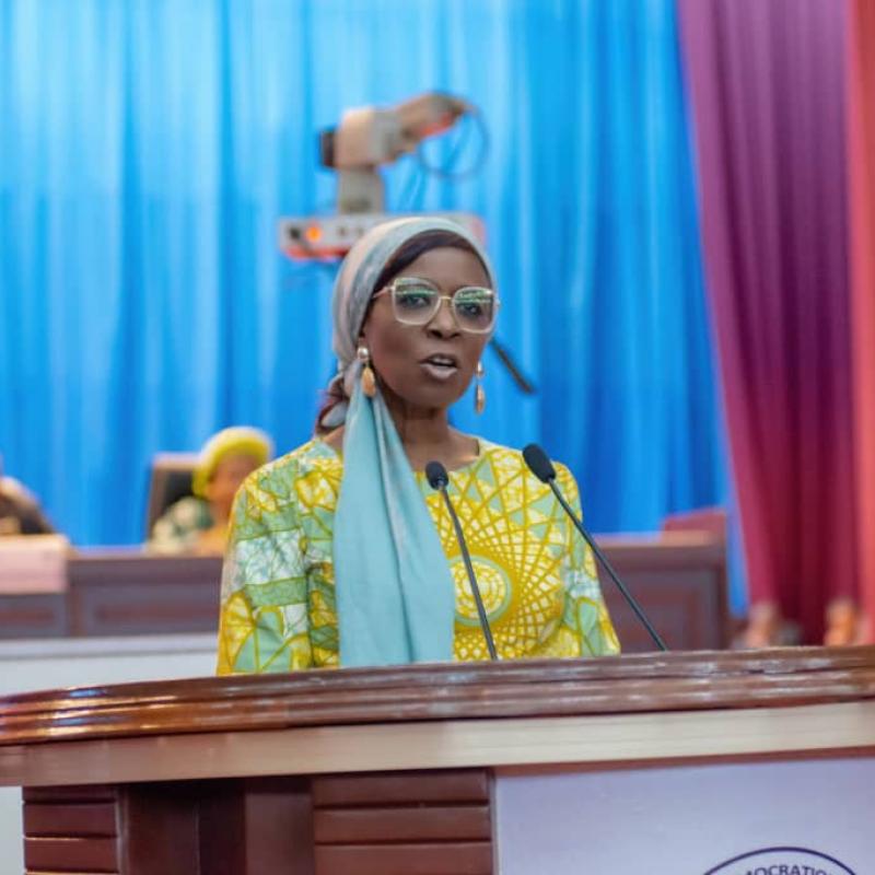 Dr Diene Keita, Directrice exécutive de UNFPA, intervenant dans une plénière à l’Assemblée Nationale de la RDC