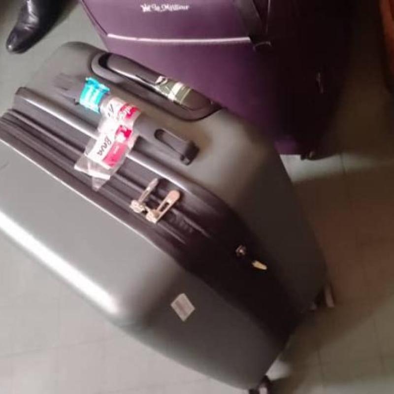 Les valises d'argent saisis par les services à l'aéroport de N'djili [photo d'illustration]