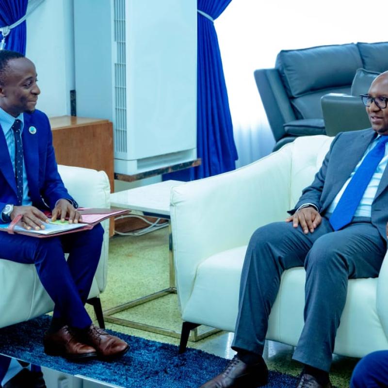 Le Président du Sénat congolais, Jean Michel SAMA LUKONDE en audience avec le secrétaire général du FP-CIRGL à Kinshasa