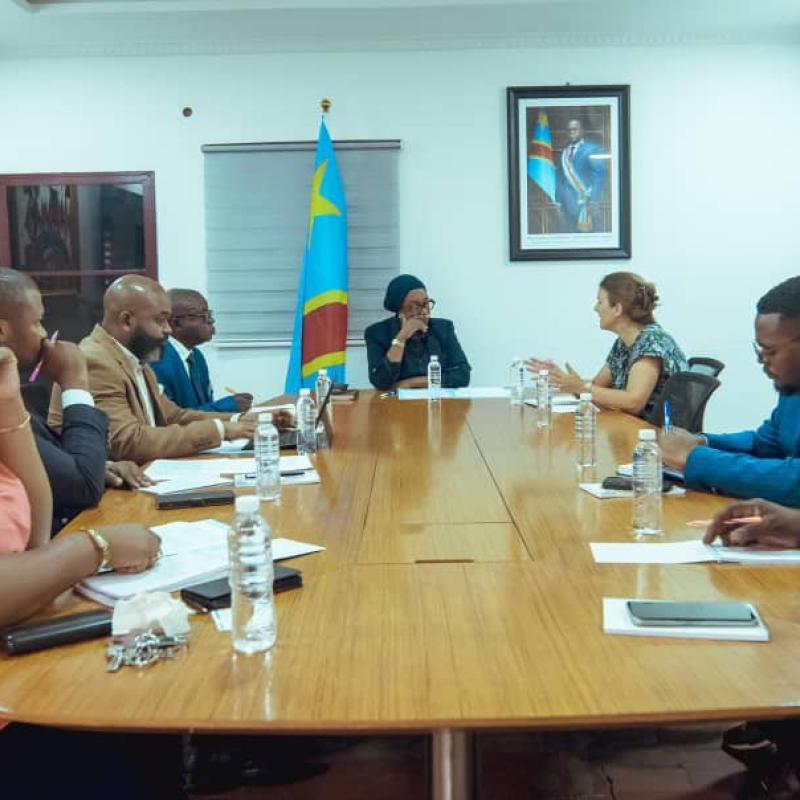 La ministre Yolande Elebe Ma Ndembo échange avec une délégation conduite par Lot Debruyne, cheffe de mission adjointe de la Belgique en RDC