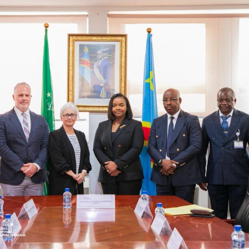 La vice-ministre des Affaires étrangères Noëlla Ayeganagato avec la délégation canadienne conduite par Ryan Clark, DG du Bureau de l’Afrique centrale, australe et orientale au sein de Global Affairs Canada [photo d'illustration]