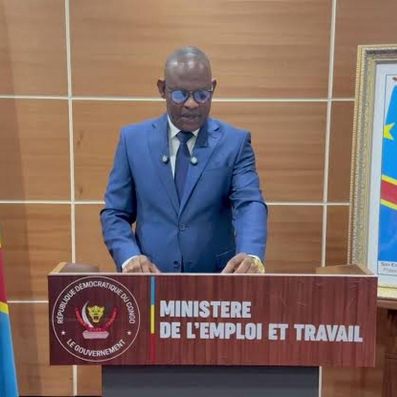 Le ministre de l’Emploi et du Travail, MASSAMBA wa MASSAMBA