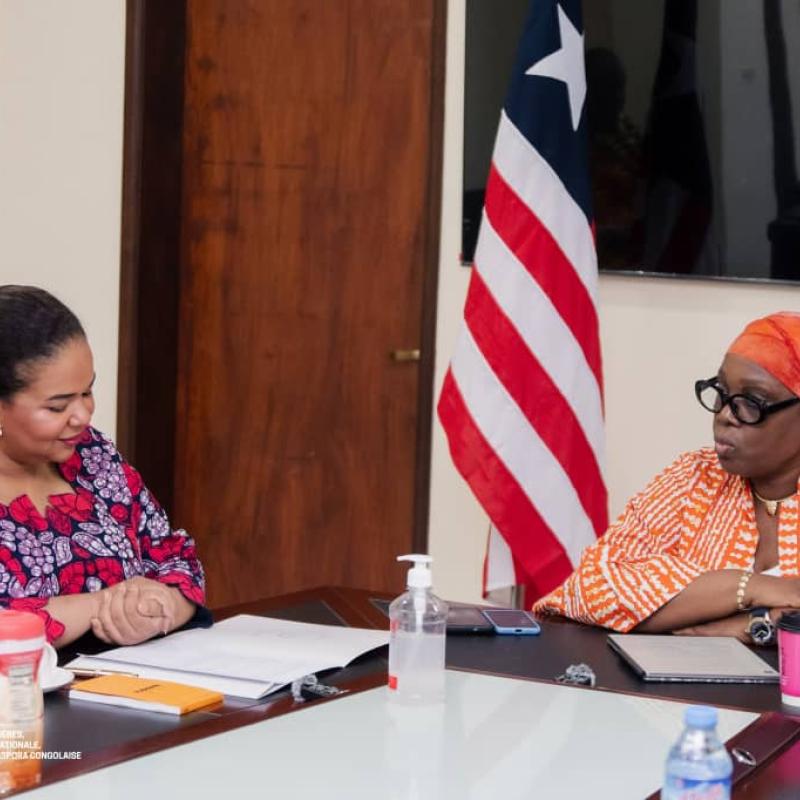 La ministre d'État en charge des Affaires étrangères Thérèse Kayikwamba Wagner et son homologue libérien Sara Frances Beysolow Nyanti lors de leur entretien ce mardi 16 juin 2026 à Monrovia, Liberia.