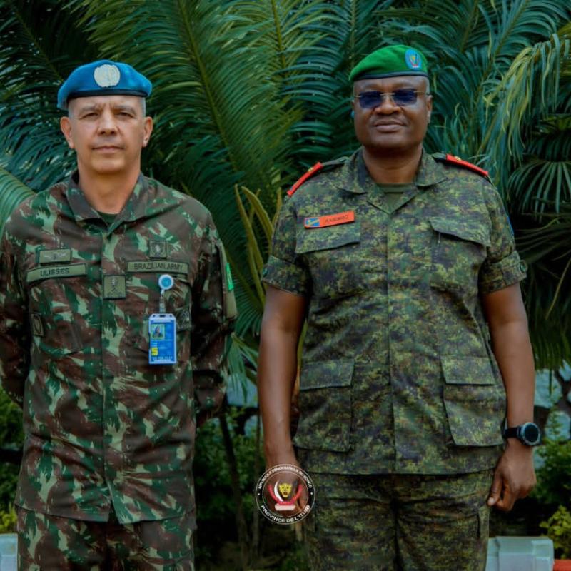 Le gouverneur militaire de l'ituri, le général-major Kasongo Mulumba Gaby et le commandant de la Force de la Monusco Ulisses De Mesquita [photo d'illustration]