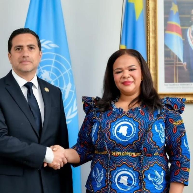 La ministre des Affaires étrangères Thérèse Kayikwamba Wagner, avec son homologue équatorien, Roberto Kury Pesantes [photo d'illustration]