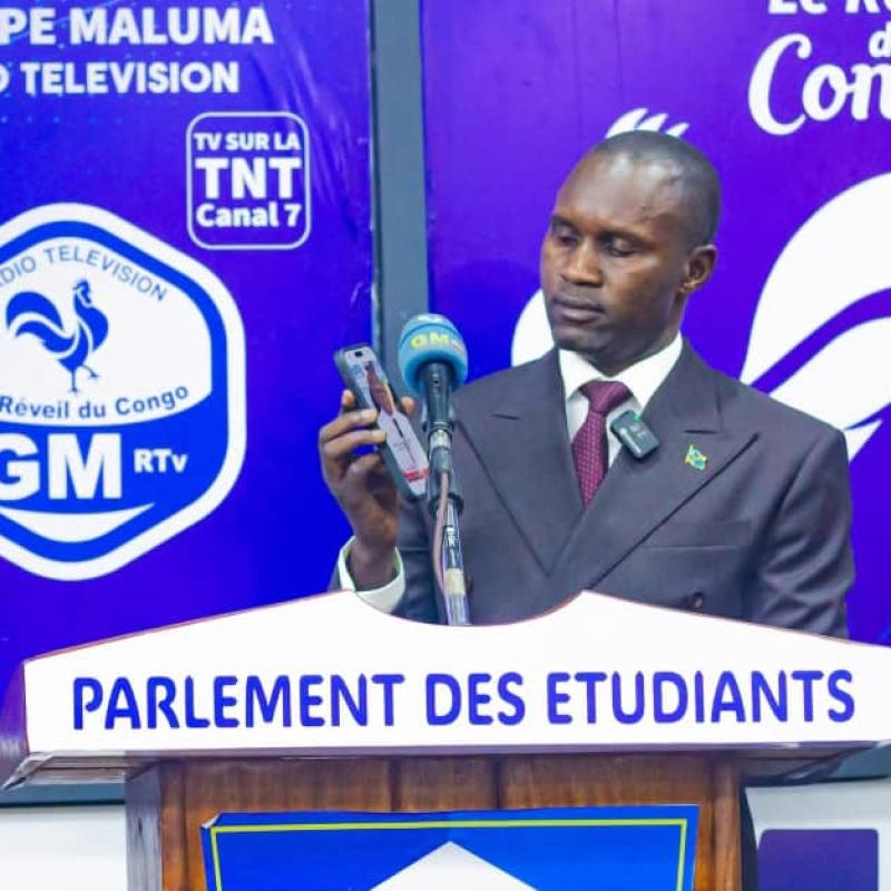 Le député national Samy AdubangoAwotho lors de son passage dans l'émission Parlement des étudiants.