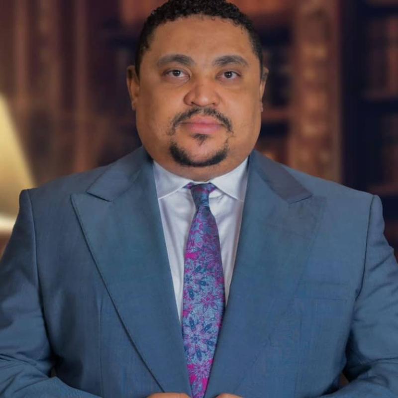 Serge Etinkum Anza, président et initiateur du mouvement "Jeunesse Parle"