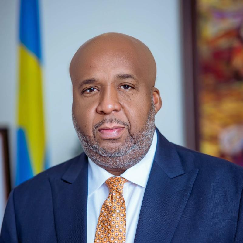 Molendo Sakombi, Ministre des Hydrocarbures