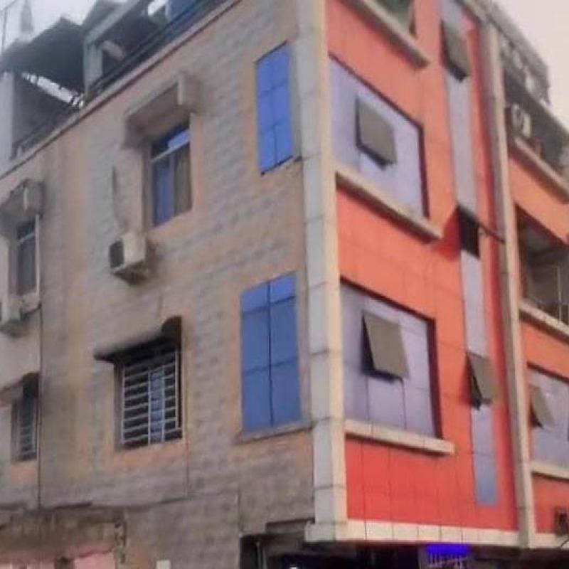 Une auberge construit sur une emprise publique sommée d'un ultimatum de démolition par l'Hôtel de Ville de Kinshasa
