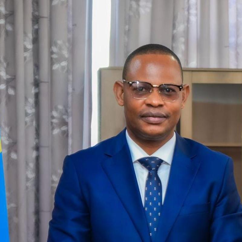 Ferdinand Massamba, ministre de l'Emploi et du Travail