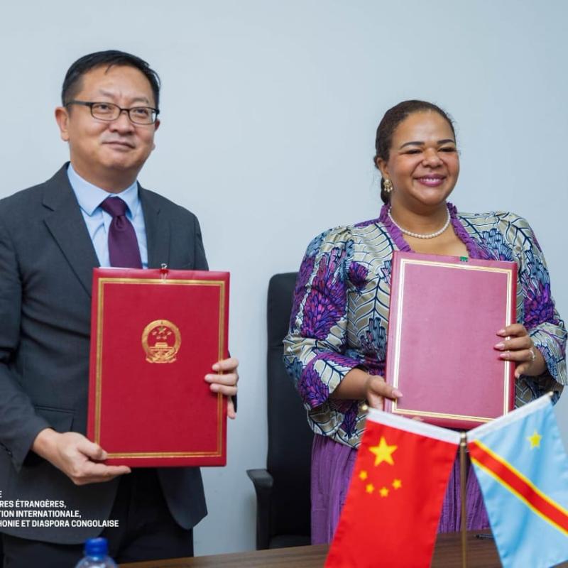 La ministre des Affaires étrangères, Thérèse Kayikwamba Wagner, et l’ambassadeur de Chine en RDC, Zhao Bin [photo d'illustration]