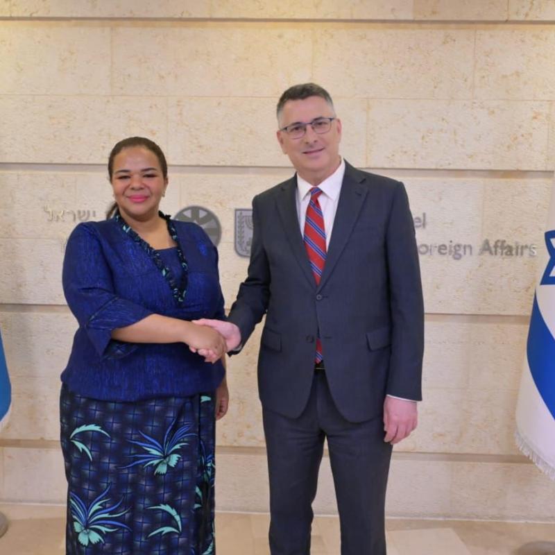 La ministre des Affaires étrangères, Thérèse Kayikwamba Wagner, et Gideon Sa’ar, ministre israélien des Affaires étrangères [photo d'illustration]