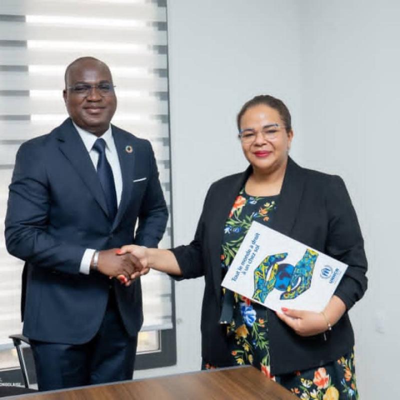 La ministre d'État en charge des Affaires étrangères, Thérèse Kayikwamba Wagner et Maurice Azonnankpo, nouveau Représentant du HCR en RDC