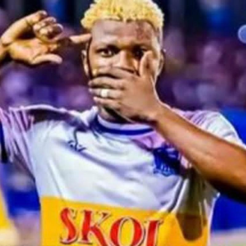 Le joueur congolais Héritier Luvumbu