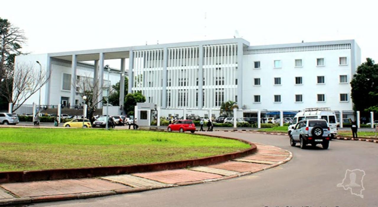 Le bâtiment Palais de Justice abritant plusieurs instances judiciaires 