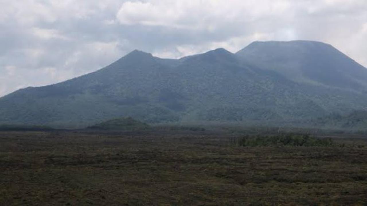 RDC: Une éruption volcanique de faible intensité signalée dans le flanc Nord du Nyamulagira