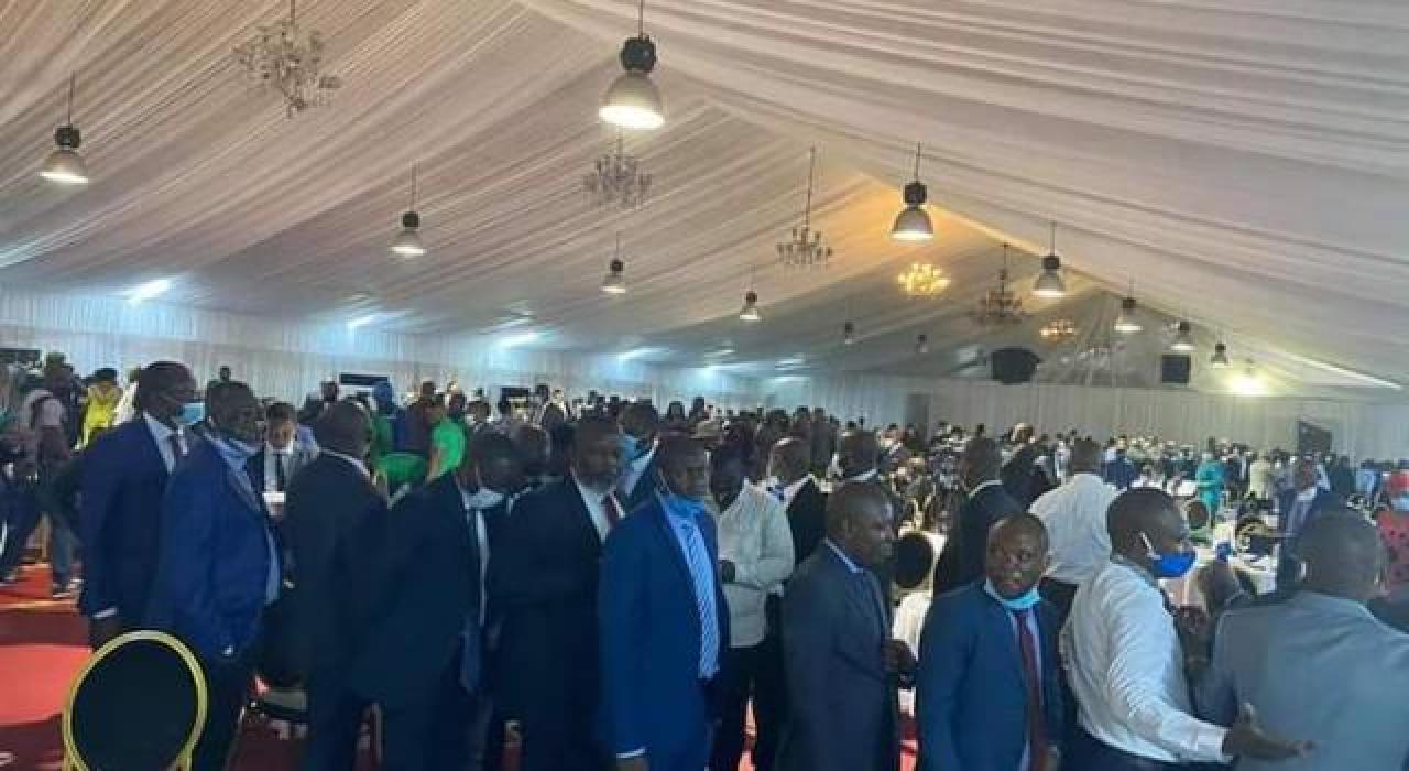Union sacrée rencontre FATSHI ET les membres