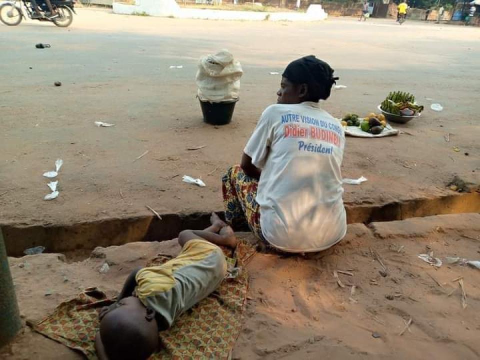 Monique Misenga, vendeuse des fruits et légumes à Mbujimayi